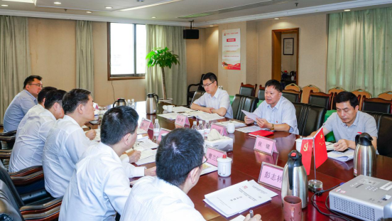省兴发游戏xf集团召开“不忘初心、服膺使命” 专题民主生涯会