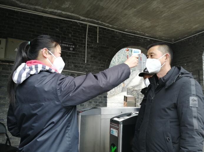 强化使命担任 狠抓责任落实 省兴发游戏xf集团全力以赴打好疫情防控阻击战