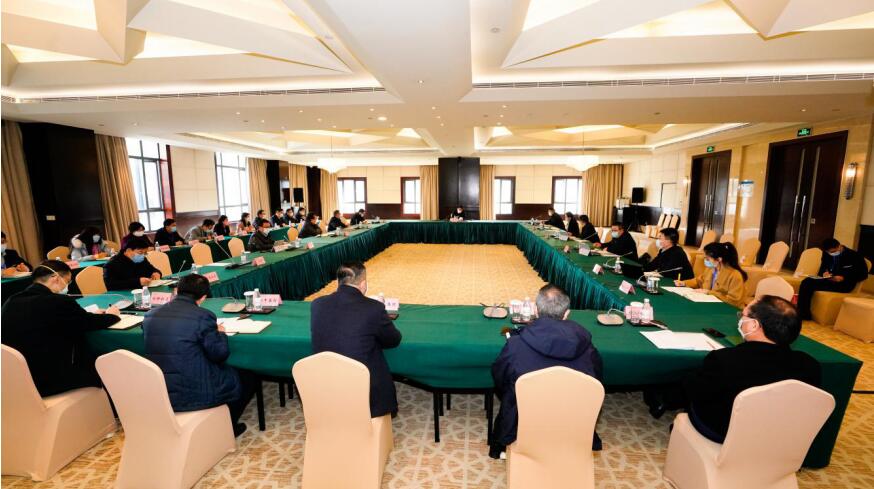 兴发游戏xf集团召开党委(扩大)会议通报进建省委常委会心灵