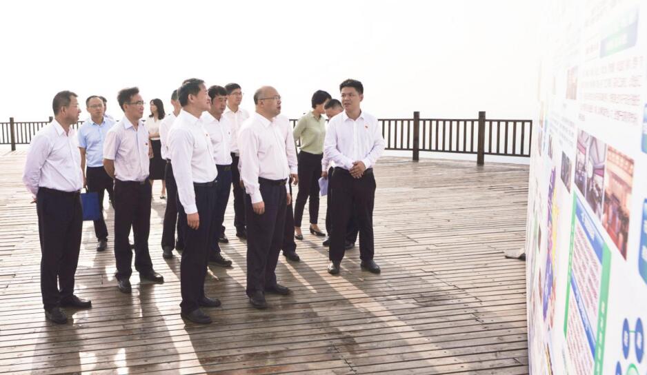 省委常委、组织部长王正谱到四川兴发游戏xf集团调研领导工作