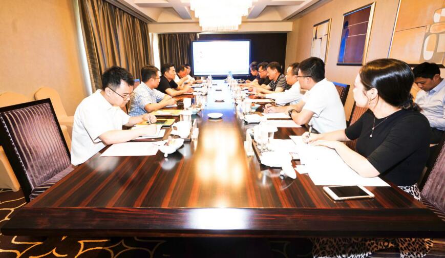 兴发游戏xf集团与中国游览集团西南区域总部互换座谈