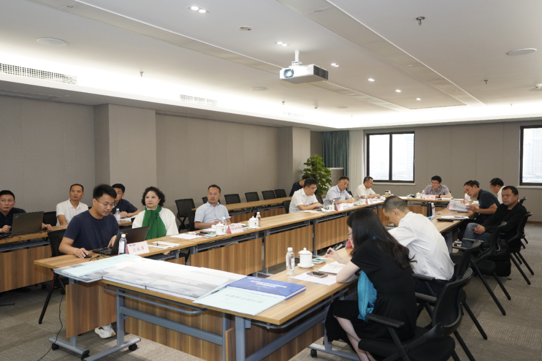 集团召开2022年第一次战术与投资决策(征询)委员会会议