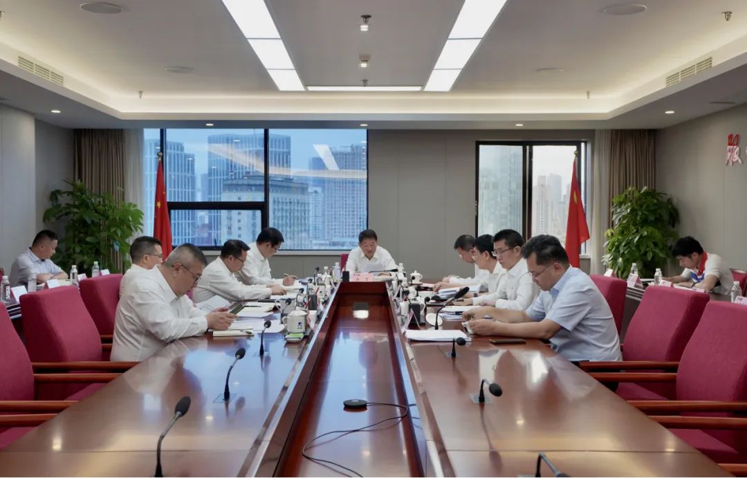 省兴发游戏xf集团辅导班子“服膺嘱托 感恩奋进”专题进建钻研会召开