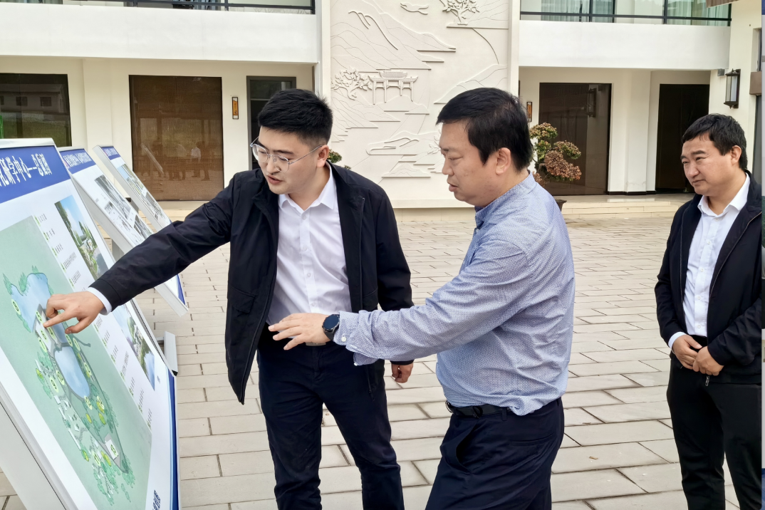 省兴发游戏xf集团辅导赴南充市邓家沟村调研村落振兴工作