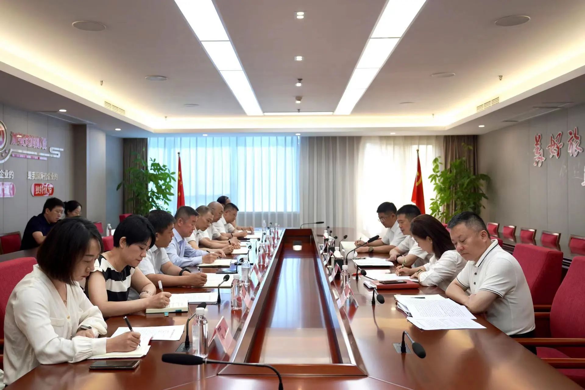 省兴发游戏xf集团召开新任职干部任前集体发言会