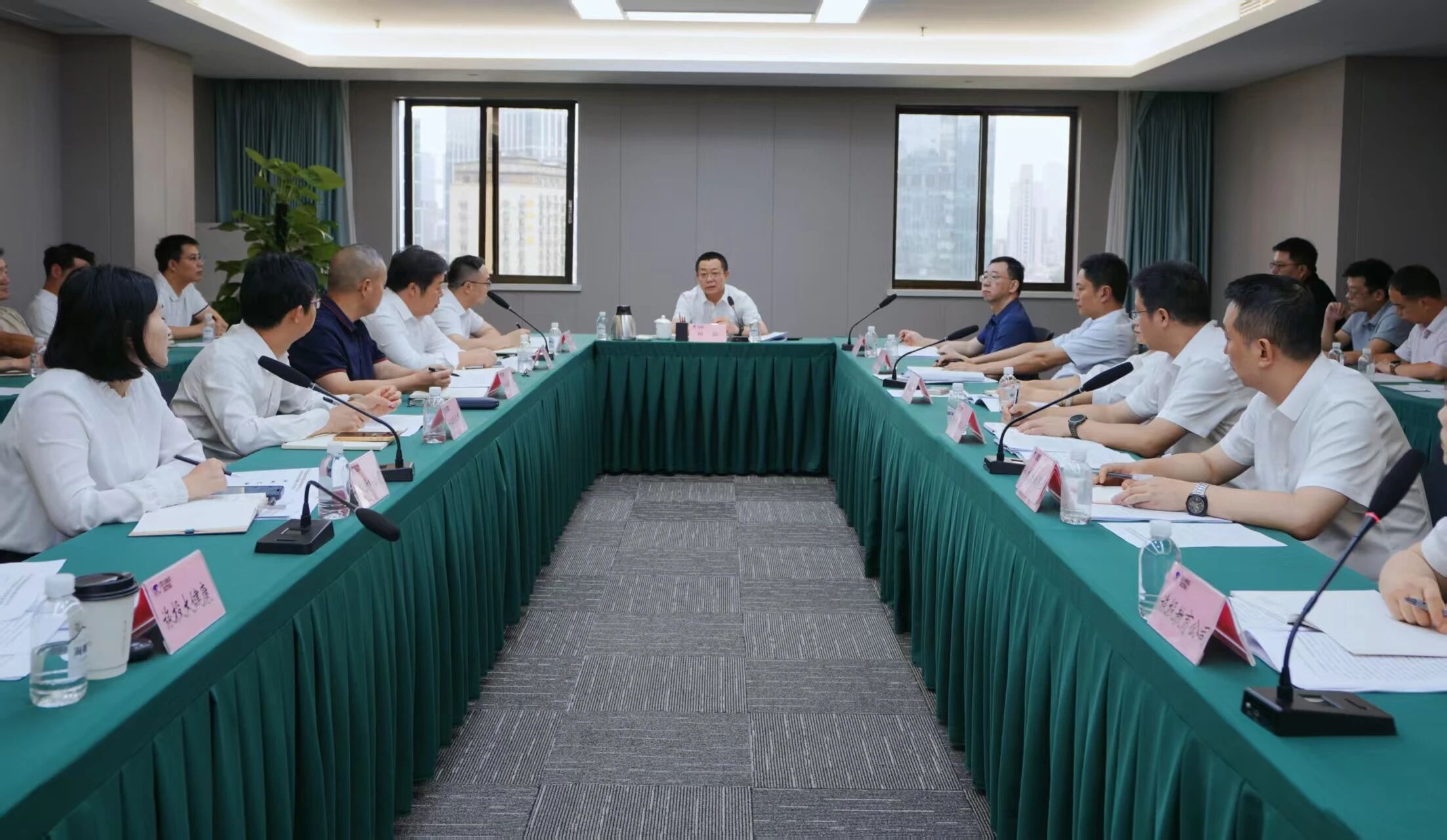 驻省兴发游戏xf集团纪检监察组（集团纪委）召开2026年纪检监察工作推动会